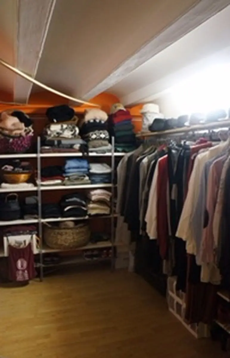 Venta Local Comercial y Piso en Eixample Derecho Barcelona
