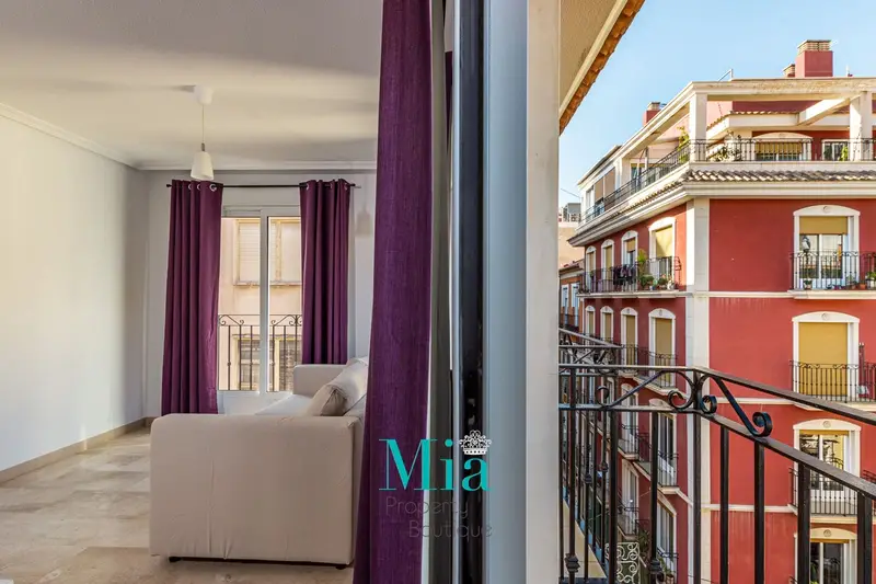 Apartamento Centro Alicante 2 Dormitorios Terraza Parking