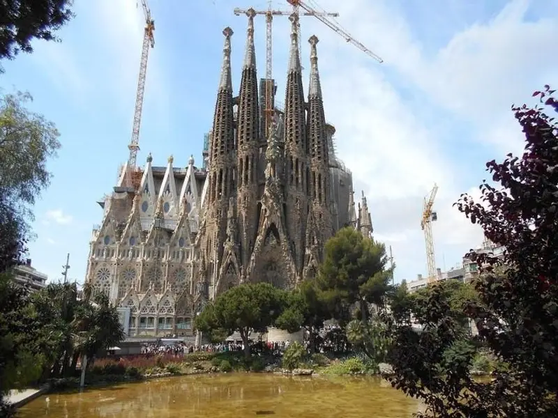 venta Edificio en El Raval, Ciutat Vella (UWZ-EAK01-1)- Globaliza