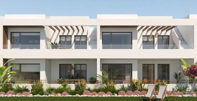Bungalow de diseno junto al mar en Torrevieja