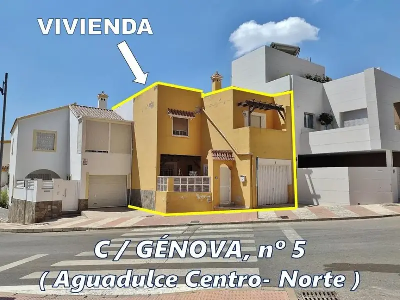 Venta Adosado 4 Dorm Aguadulce 2 Piscinas Garaje Terraza