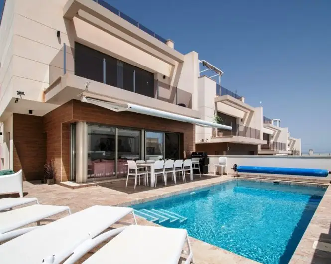 Villa de 5 dormitorios en venta