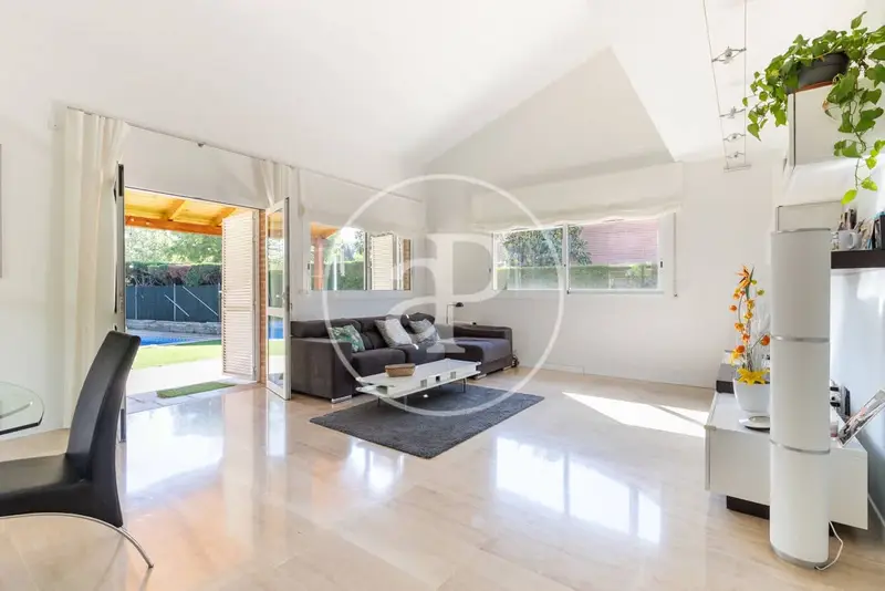 Chalet en Mira Sol Sant Cugat 410m2 6 habitaciones 3 banos piscina