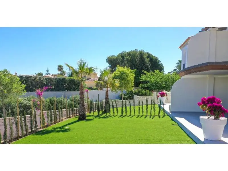 Apartamento con Terraza en Venta La Penya de les Àguiles