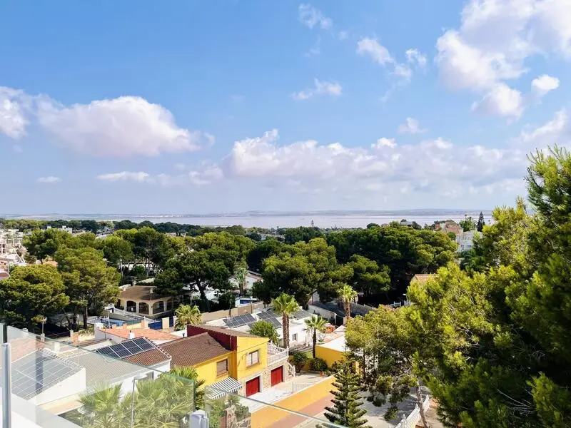 Villa de Lujo en Los Balcones 6 Dormitorios 3 Baños Vistas Panorámicas
