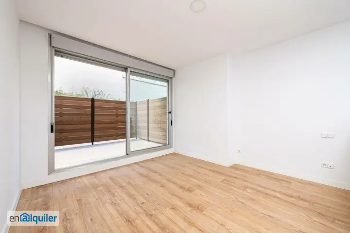 Alquiler Estudio Madrid Terraza Piscina Ascensor