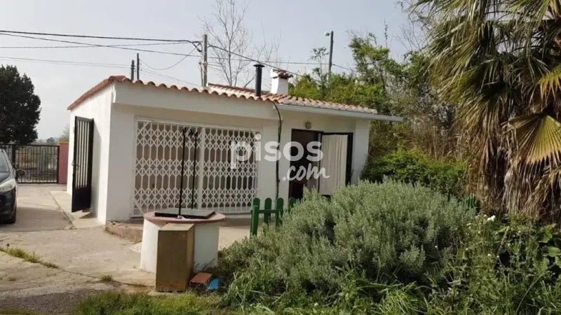 Chalet en Venta en el Grao 56m2 1 Dormitorio Jardin Parking