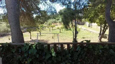 Chalet en Cheste con Piscina y Gran Jardin Ideal Familias