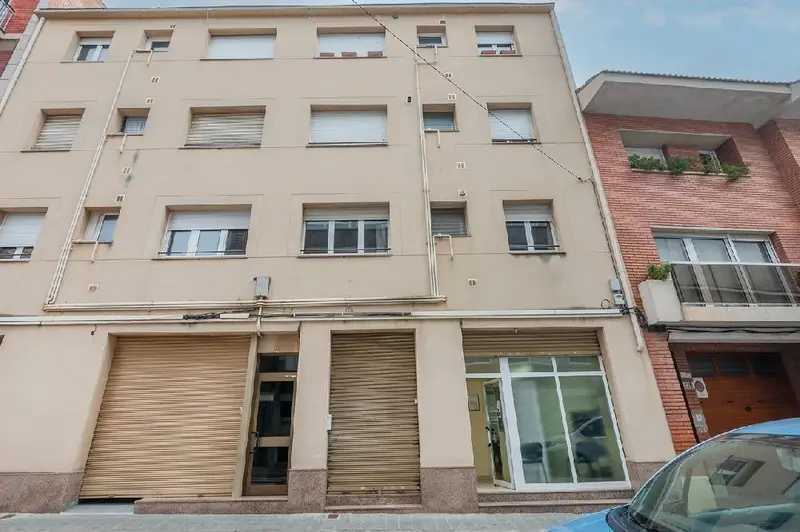 Venta Local Comercial Oms i de Prat Manresa