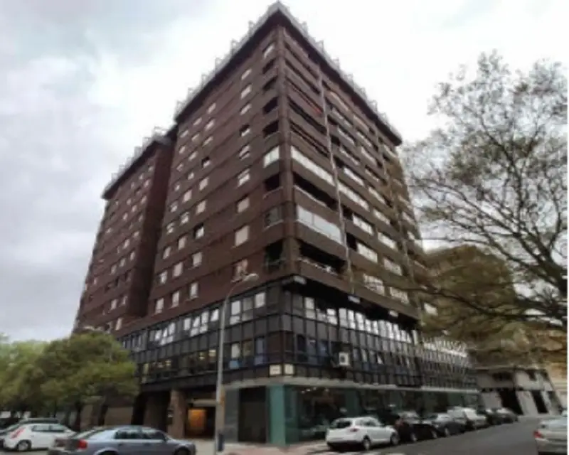 Local en Pamplona 268m2 Calle Julian Arteaga