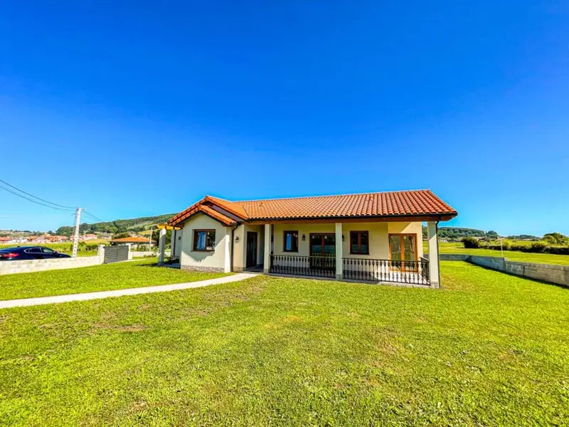 venta Chalet en San Miguel de Meruelo, Cantabria (03719)- Globaliza