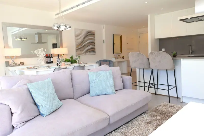 Apartamento 3 Dormitorios Selwo España Moderno Lujo