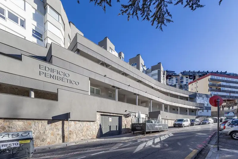 Venta Ático Sierra Nevada 3 Dormitorios 15 Baños Trastero