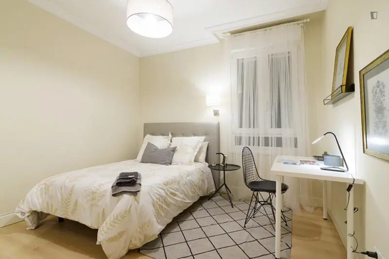 Habitacion Doble en Piso Compartido Bilbao Estudiantes Trabajadores