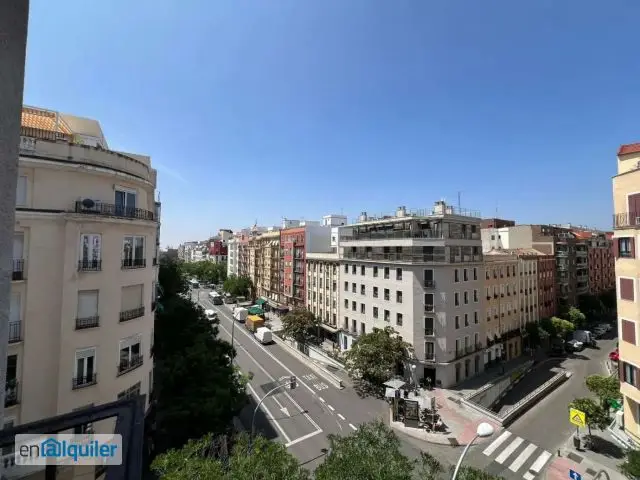 Piso en Retiro con 3 habitaciones Balcón y Todo Incluido