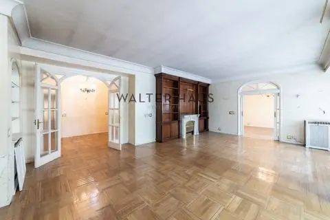 Piso en venta a reformar en Salamanca Madrid