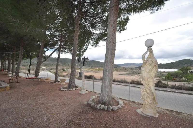 Casa Cueva con Encanto Rustico cerca de Pinoso