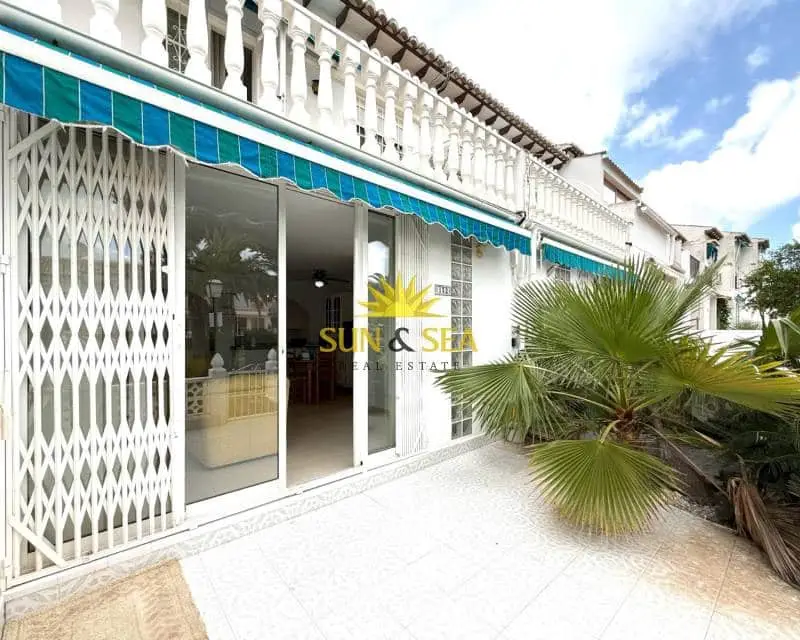 Apartamento en Alquiler Los Balcones Torrevieja