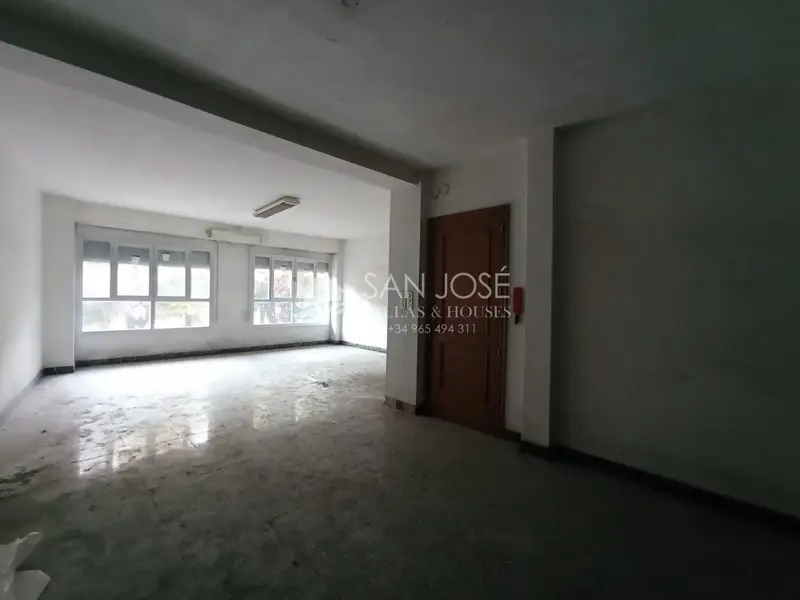 Entresuelo Comercial 175m2 Elche Carrus - Opcion Vivienda