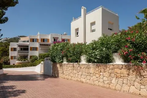 Casa Adosada Moderna Santa Eulalia Ibiza Vistas al Mar Piscina