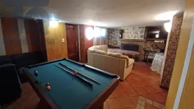 Chalet en la Zubia 5 dormitorios 3 salones piscina jardin