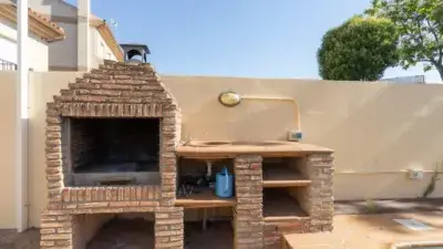 Casa Pareada en Vegas del Genil cerca de Granada