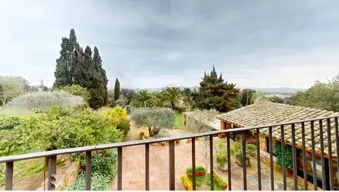 Casa-Villa de 2 Dormitorios en venta Mont-Ras, España