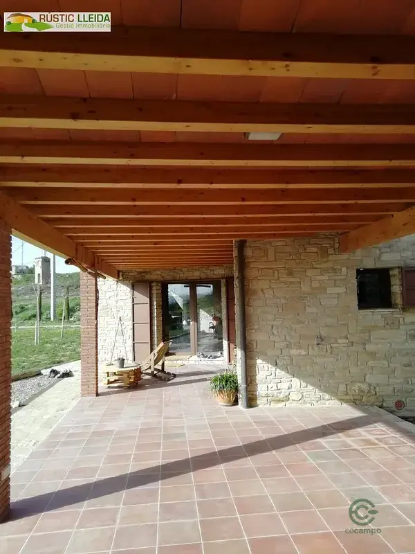 3 Casas Rurales con Jardin en Sant Gallard