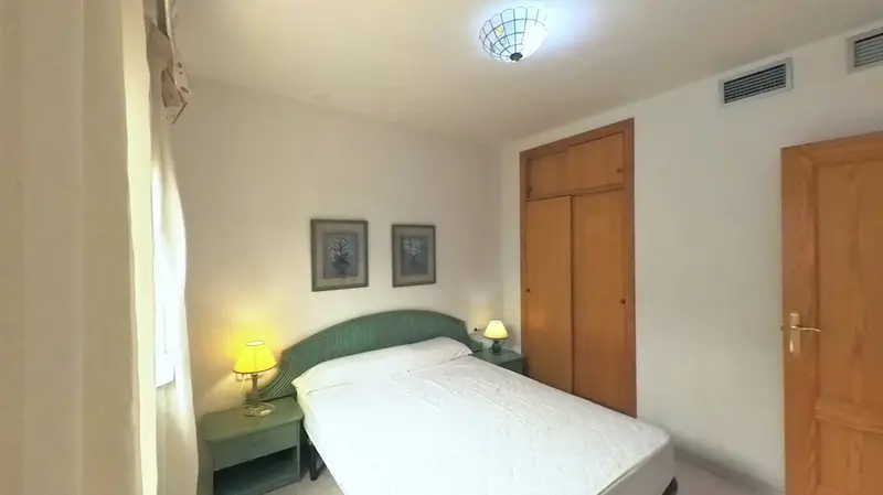 Bungalow en Calpe con Vistas al Mar y 7 Piscinas