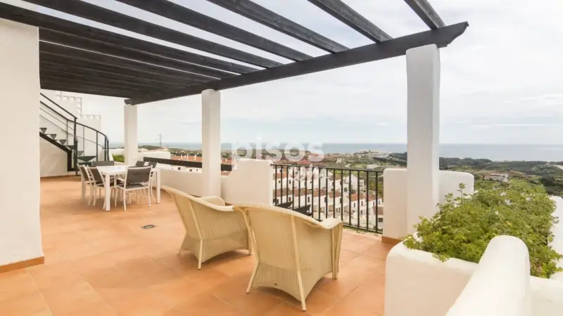 Atico en Venta Dona Julia Golf Club con Jacuzzi y Vistas al Mar
