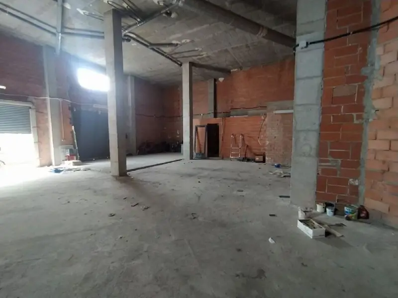 Venta Local Comercial con Patio en Botanic Villarreal