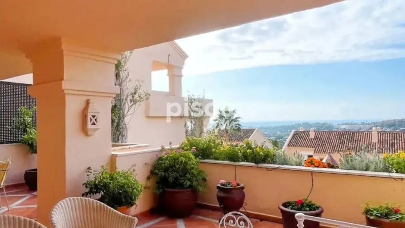 Apartamento en Alquiler Nueva Andalucía 2 Dormitorios Lujo