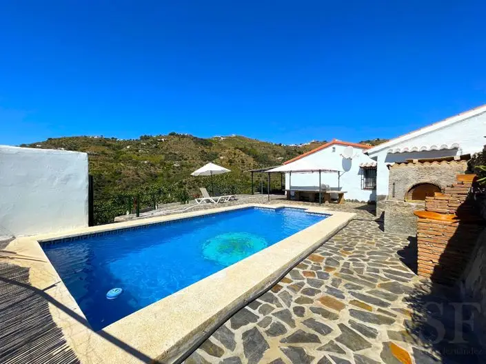 Villa Rústica 3 Dormitorios Piscina Cómpeta