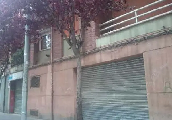 Local en Venta en Badalona 102m2