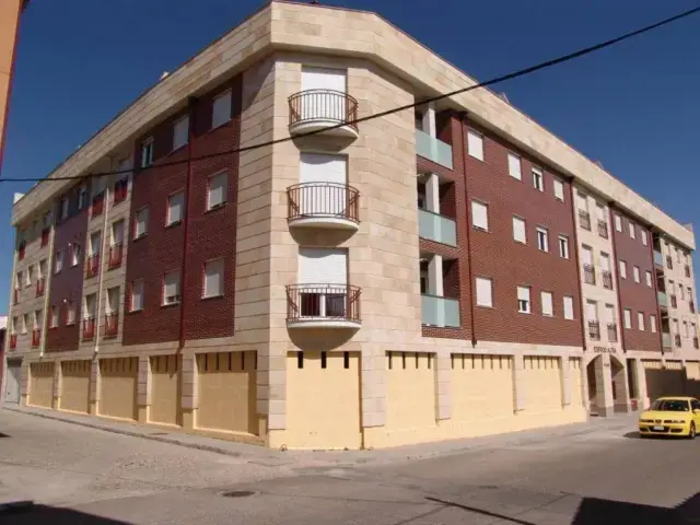 Piso en venta Peñaranda de Bracamonte 3 dormitorios 2 baños