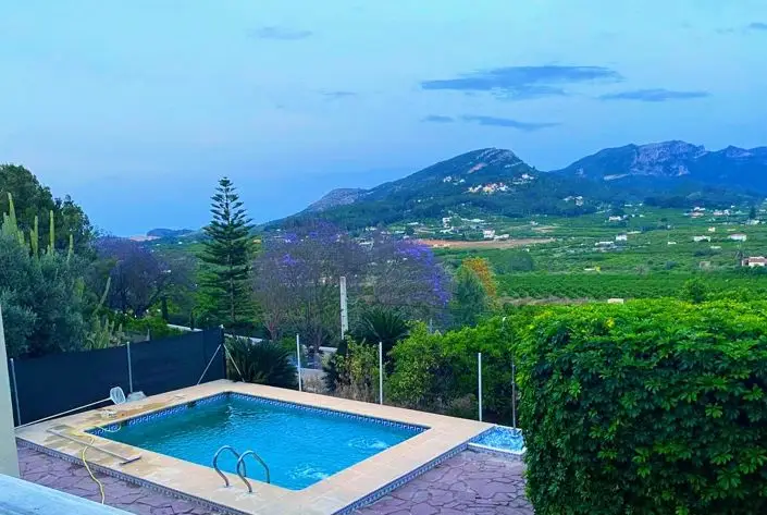 Villa 3 Dormitorios Alzira Piscina Privada Vistas Montañas