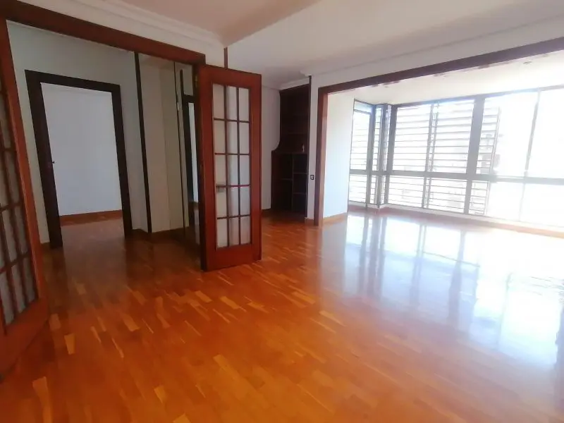 Piso en Venta Ensanche Diputacion Alicante Vistas al Mar 5 Dormitorios