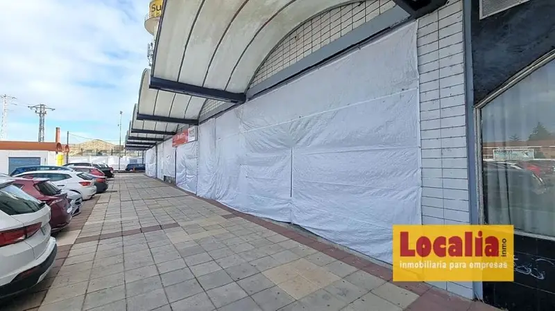 Venta Local Comercial en Torrelavega 128m2