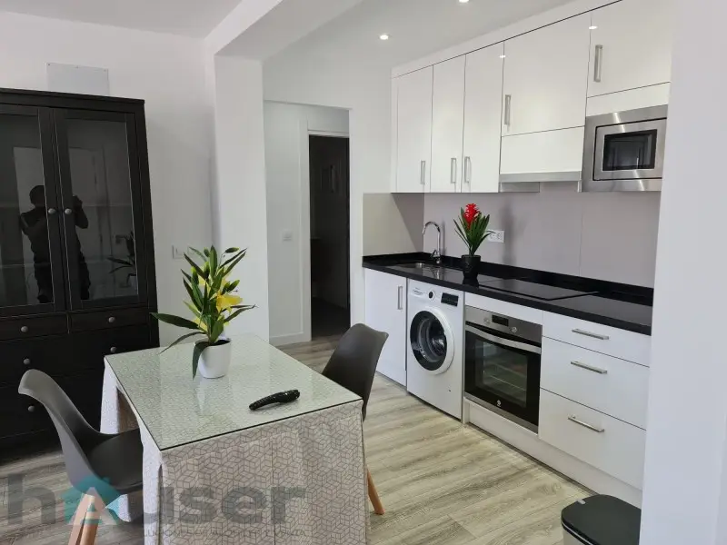 Venta Piso con terraza en Las Casas - Ref: HA-208