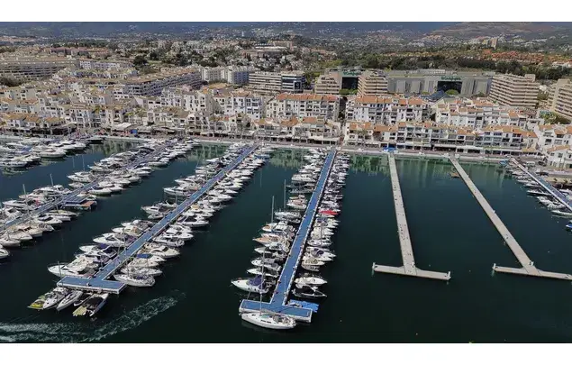 Alquiler Apartamento 2 Dormitorios 101m2 Marbella Oferta Invierno