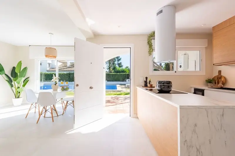 Bungalow en venta en Nueva Alcántara, Marbella, Málaga