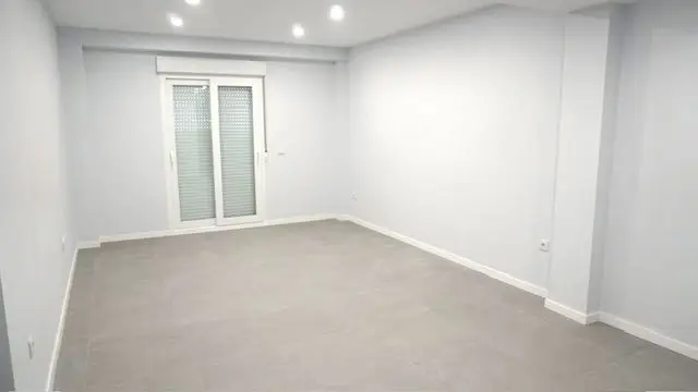 Alquiler Piso Centro Alicante 4 Dormitorios 2 Baños Reformado