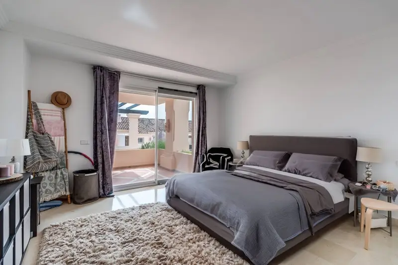 Apartamento 2 Dormitorios Nueva Andalucia Lujo
