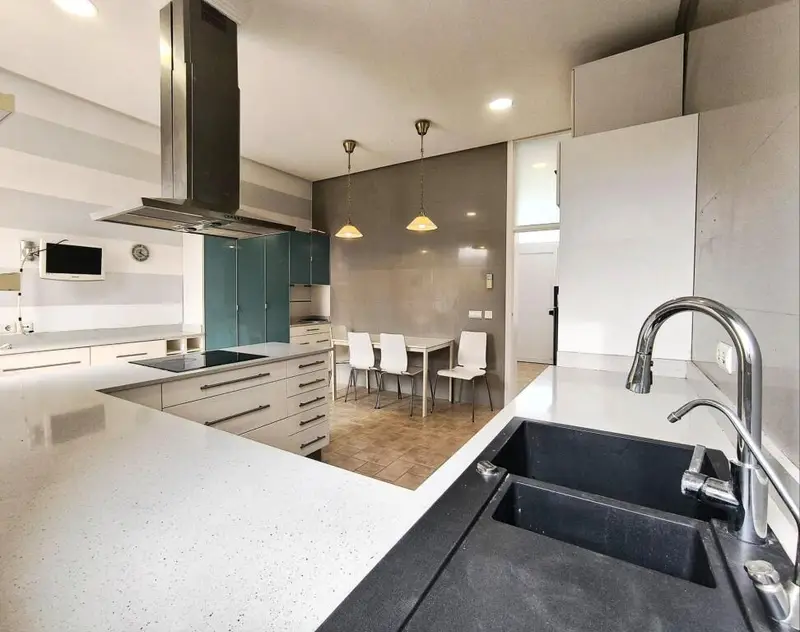 Casa en Venta El Moralet Alicante Moderna 4 Dormitorios Piscina Jardin Grande