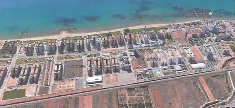 Casa en Venta en Burriana 3 Habitaciones Terraza Balcón