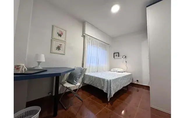 Habitaci
ón 110m
² Alcalá de Henares Estancia Media Larga
