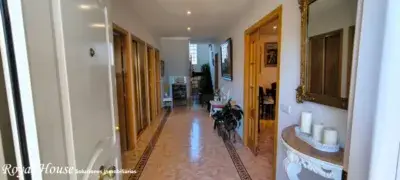 Chalet en venta Los Negrales 4 dormitorios 2 baños Jardin Piscina
