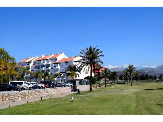 Piso en Venta Playa Granada Motril Vistas Golf Piscina Garaje