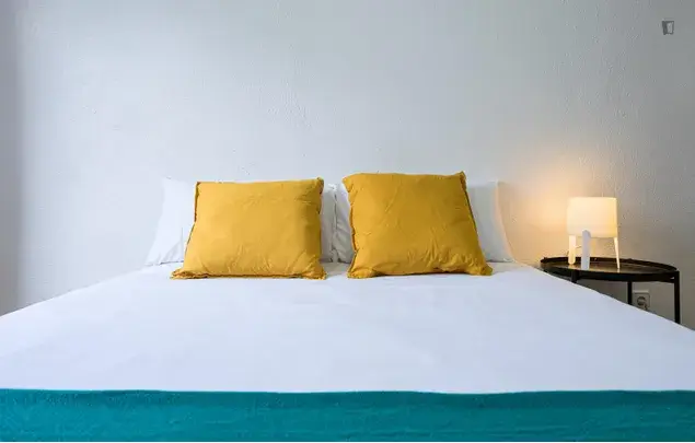 Apartamento 15 habitaciones Madrid cerca Metro Arguelles Estudiantes