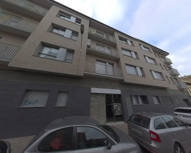 Garaje en venta Girona 5m2 Universitat Cervera